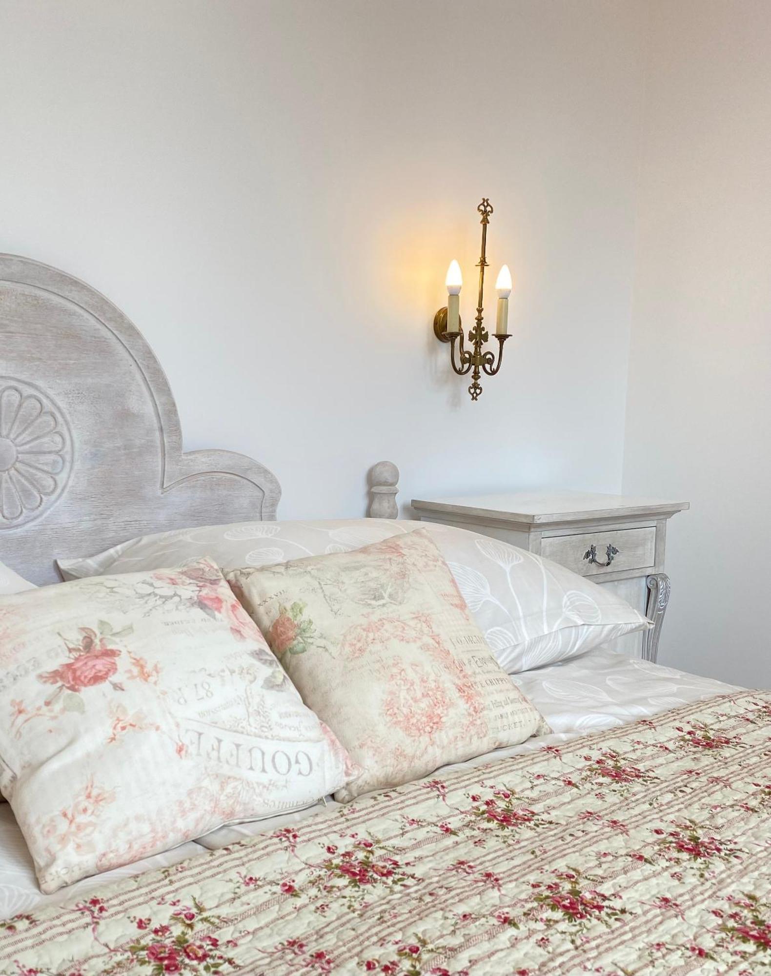 Sonnenhof 1737 - Ferienzimmer & Apartments Barbelroth Экстерьер фото